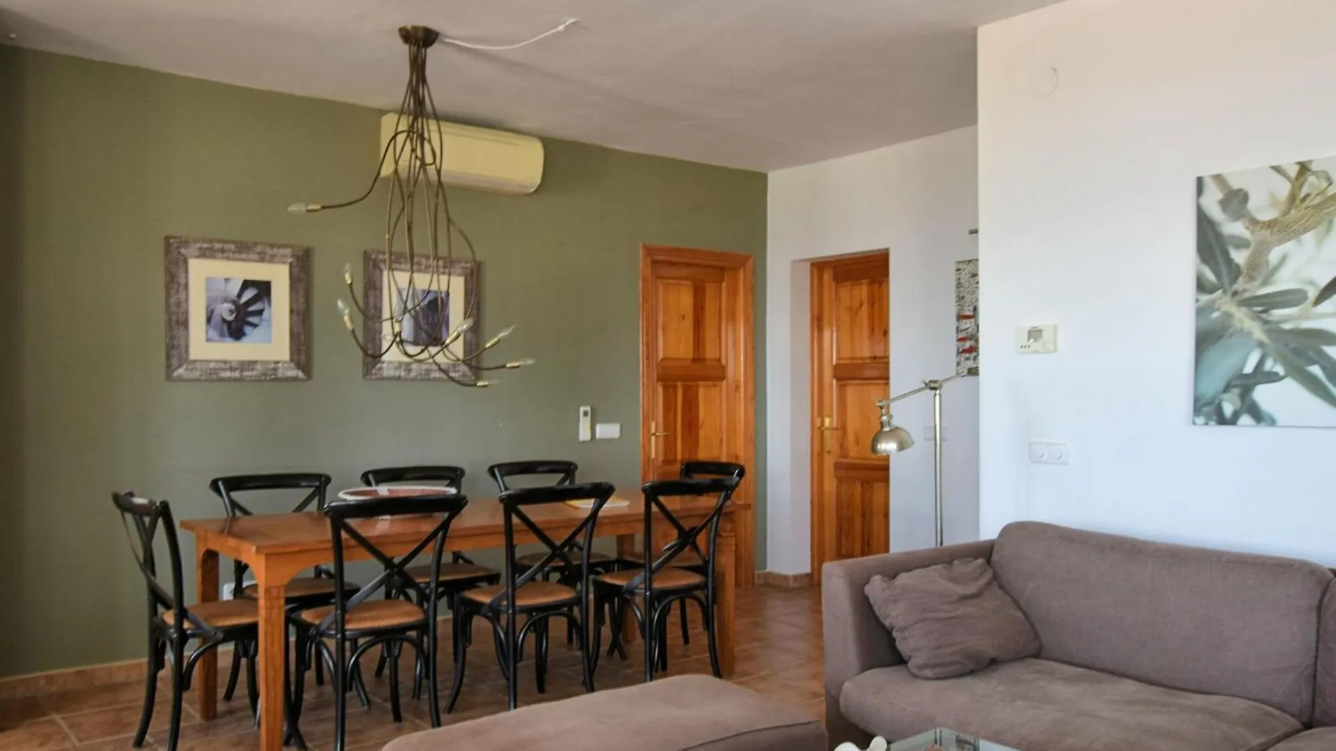 Belvilla By Oyo Casa Iris Sayalonga